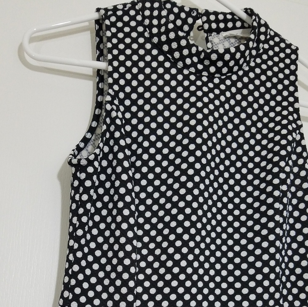 Dress - Picture 2 of 4